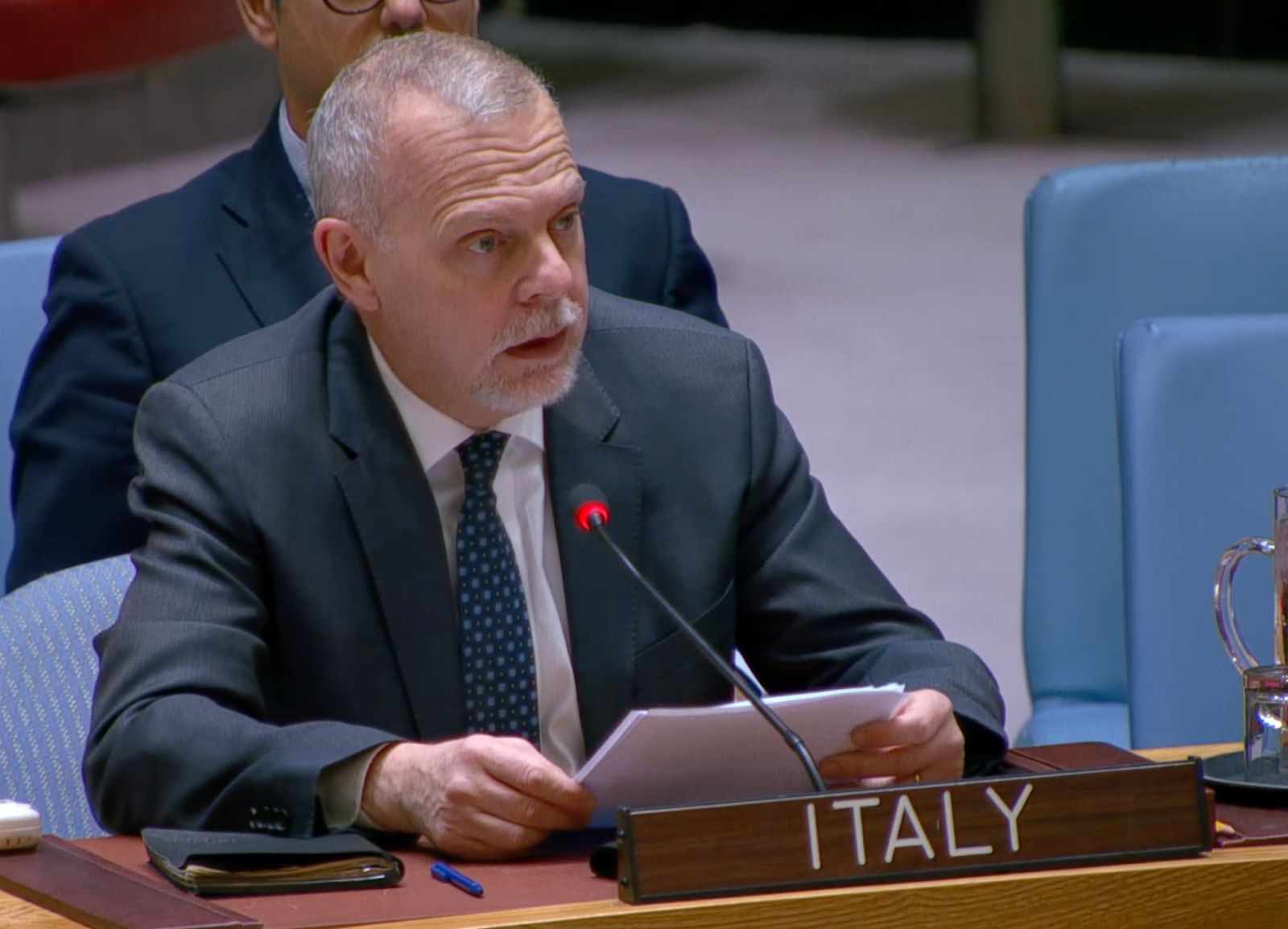 5950e8c1-dcf0-4a6f-a2e5-808b135db707